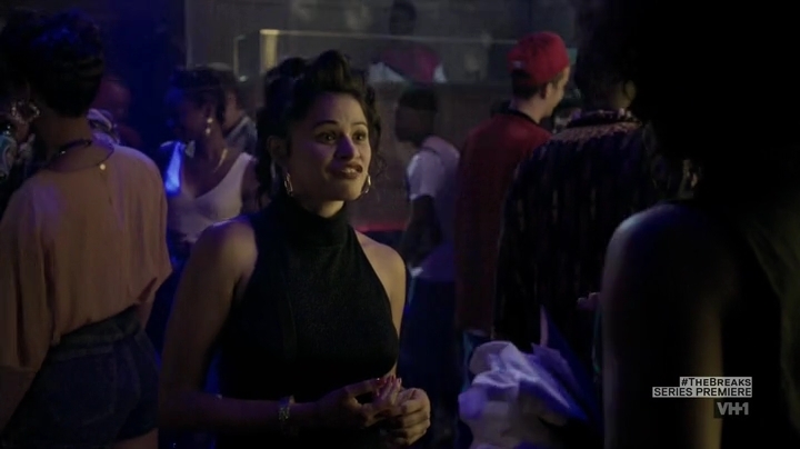 Charmed-Online-dot-nl_TheBreaks1x01-0813.jpg