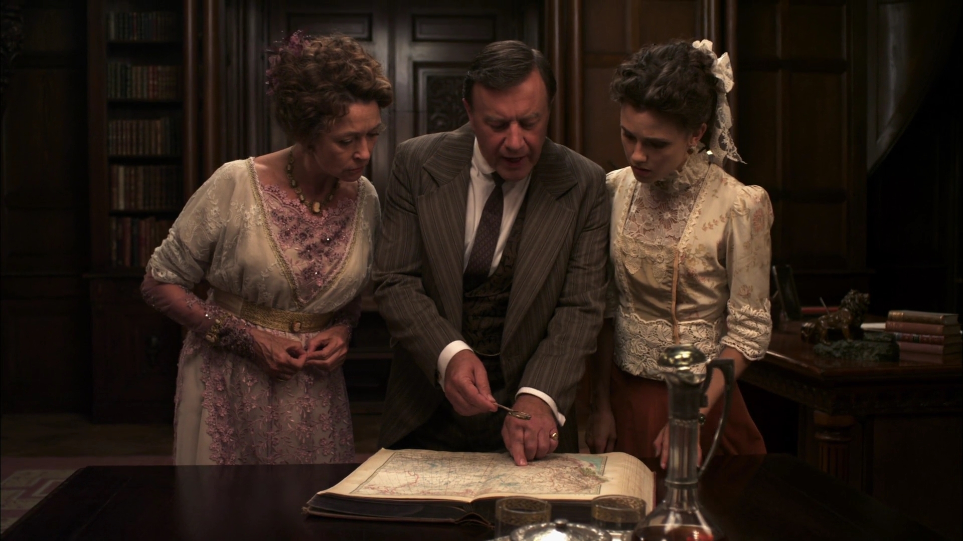 Charmed-Online-dot-nl-WhenCallsTheHearts0370.jpg