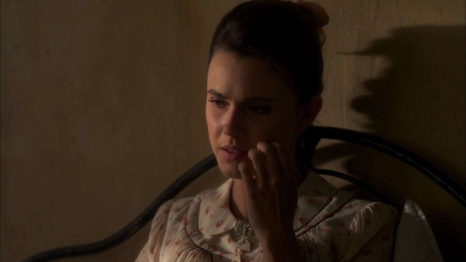 Charmed-Online-dot-nl-WhenCallsTheHearts1428.jpg Charmed-Online-dot-nl-WhenCallsTheHearts1428.jpg