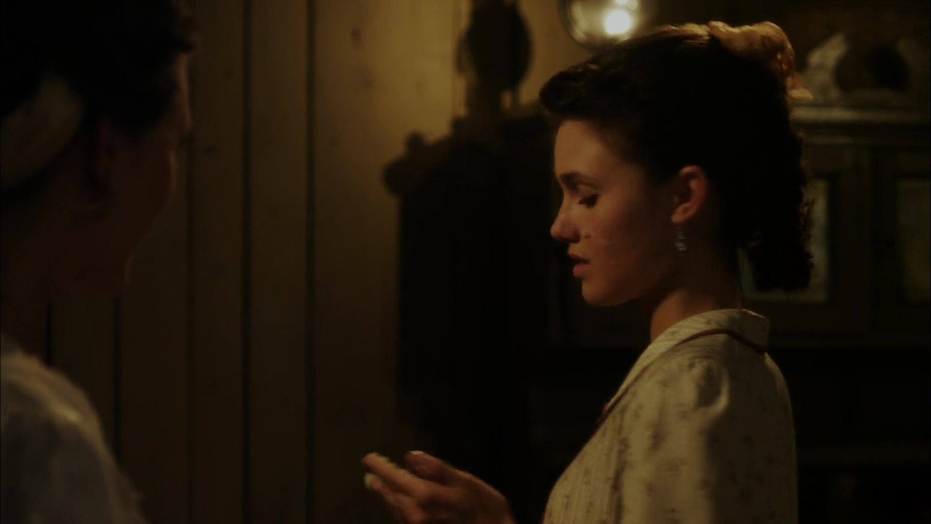 Charmed-Online-dot-nl-WhenCallsTheHearts1508.jpg Charmed-Online-dot-nl-WhenCallsTheHearts1508.jpg