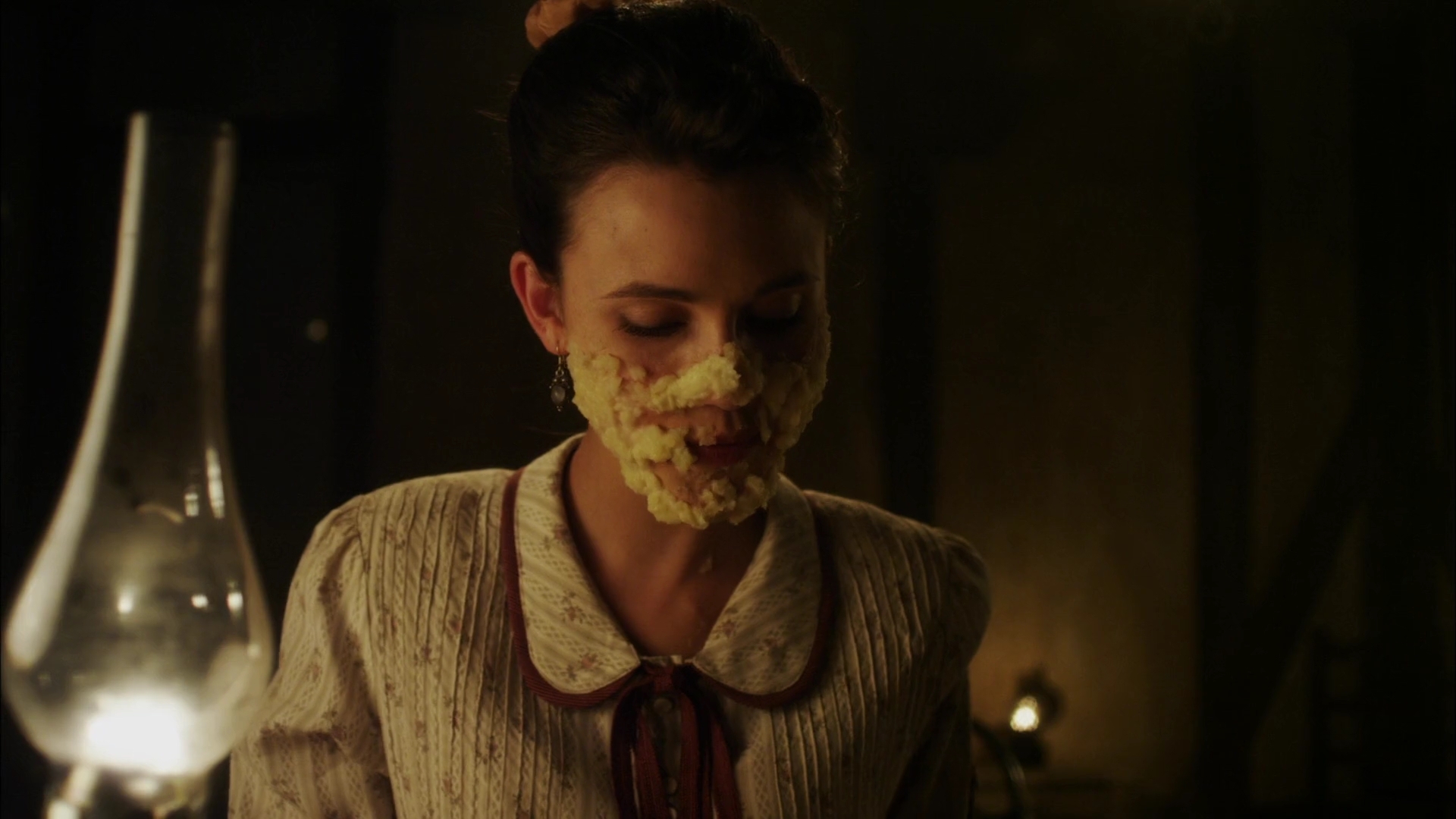 Charmed-Online-dot-nl-WhenCallsTheHearts1555.jpg Charmed-Online-dot-nl-WhenCallsTheHearts1555.jpg