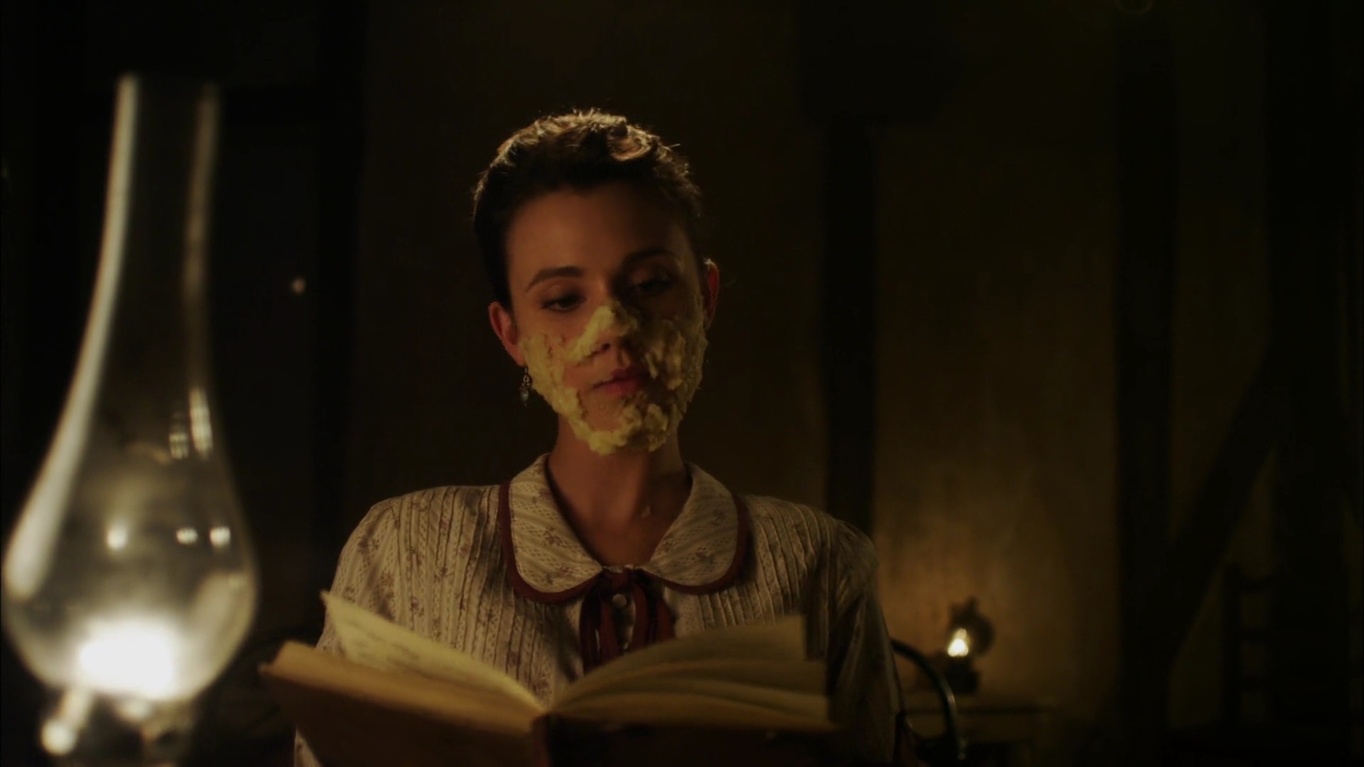 Charmed-Online-dot-nl-WhenCallsTheHearts1563.jpg Charmed-Online-dot-nl-WhenCallsTheHearts1563.jpg