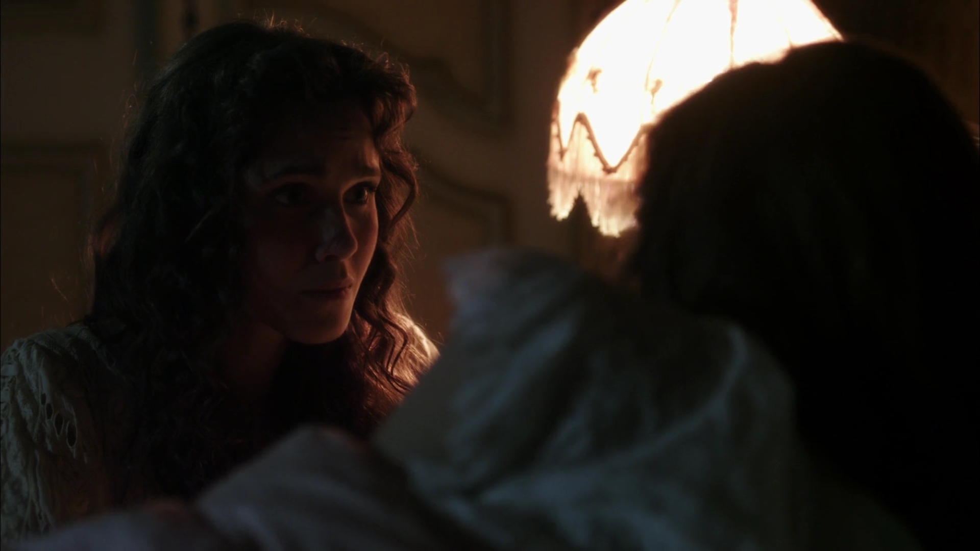 Charmed-Online-dot-nl-WhenCallsTheHearts2676.jpg