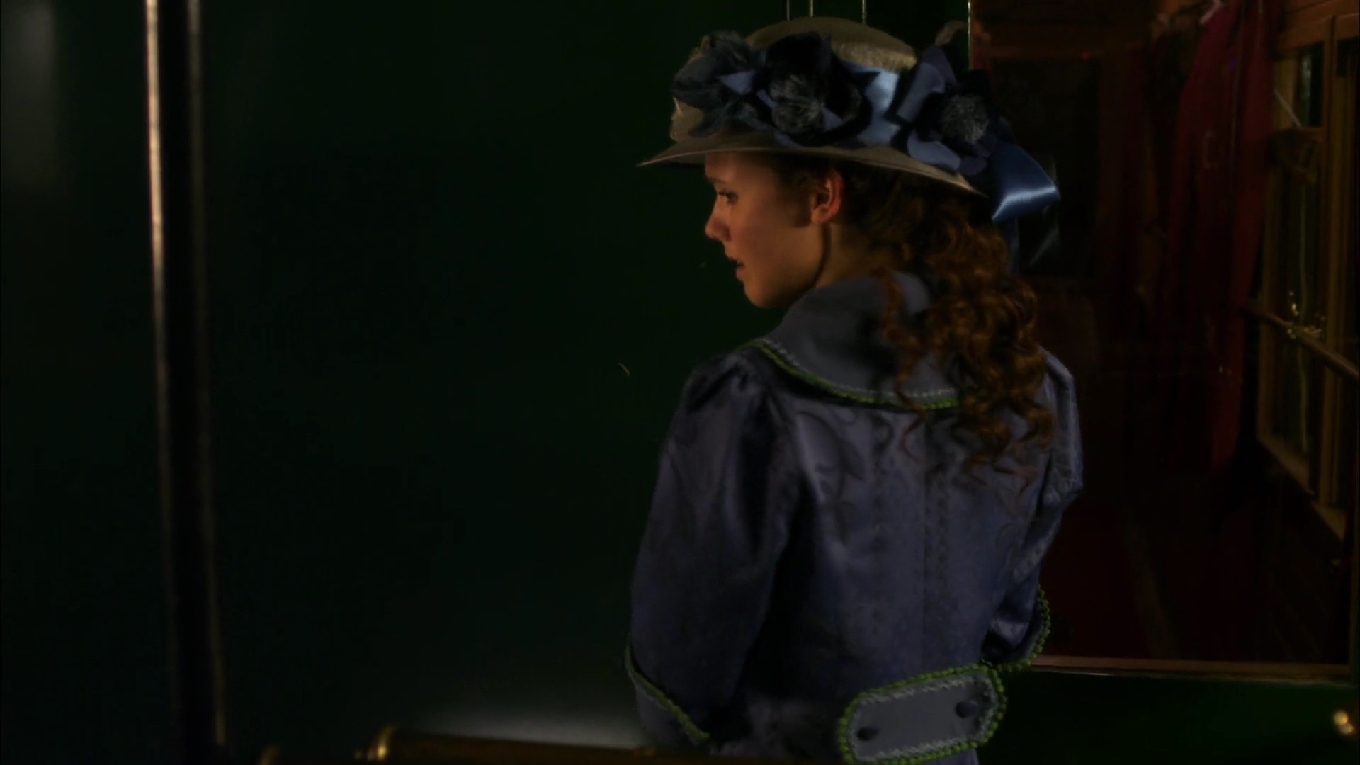 Charmed-Online-dot-nl-WhenCallsTheHearts2806.jpg