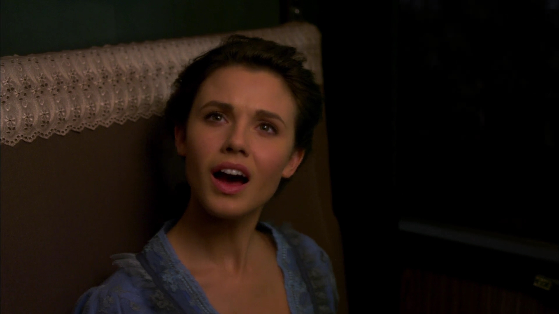 Charmed-Online-dot-nl-WhenCallsTheHearts3251.jpg