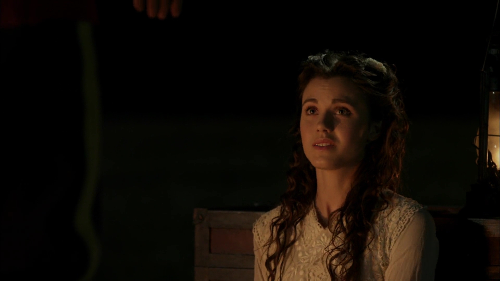 Charmed-Online-dot-nl-WhenCallsTheHearts3710.jpg Charmed-Online-dot-nl-WhenCallsTheHearts3710.jpg