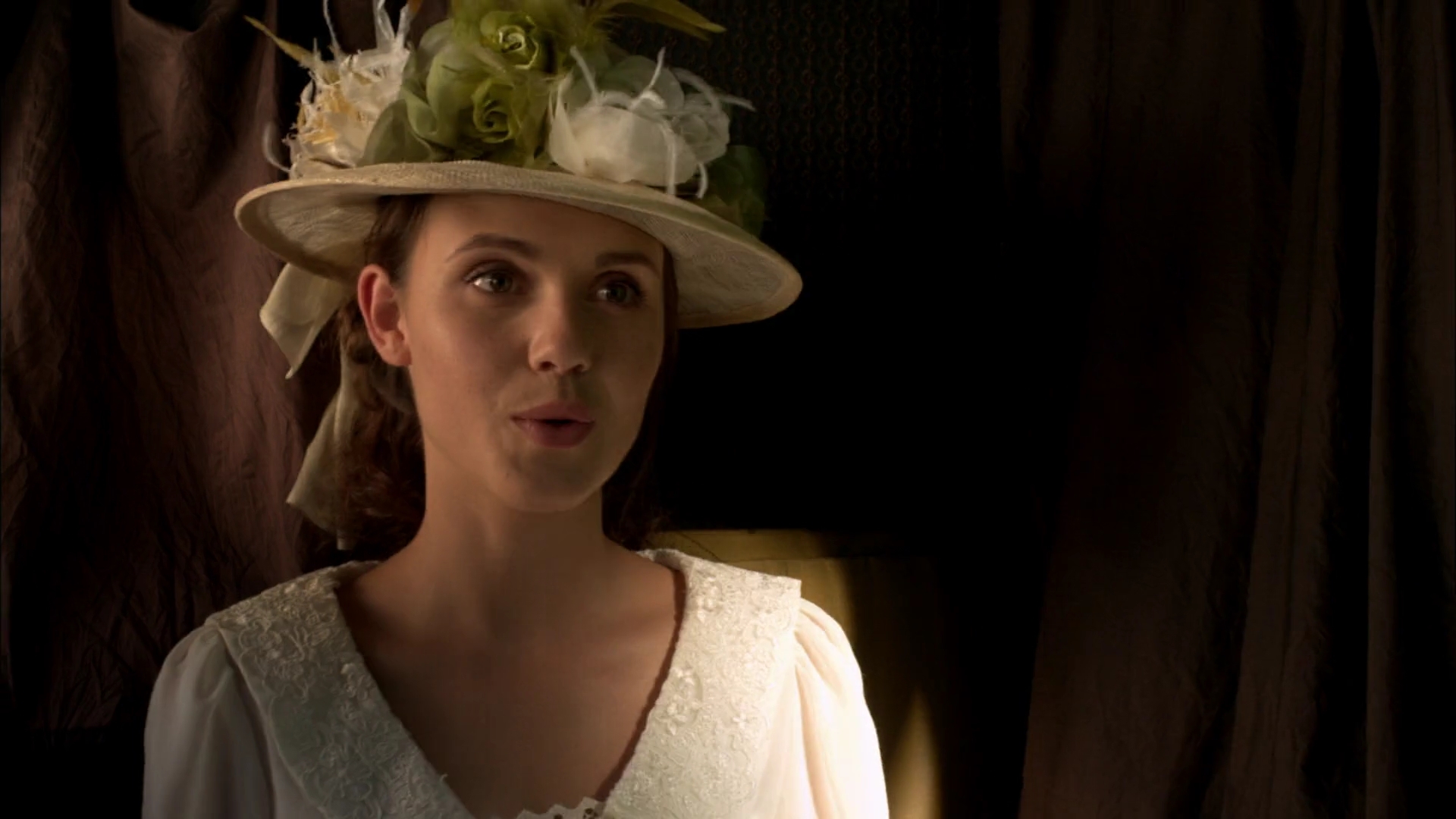 Charmed-Online-dot-nl-WhenCallsTheHearts3960.jpg