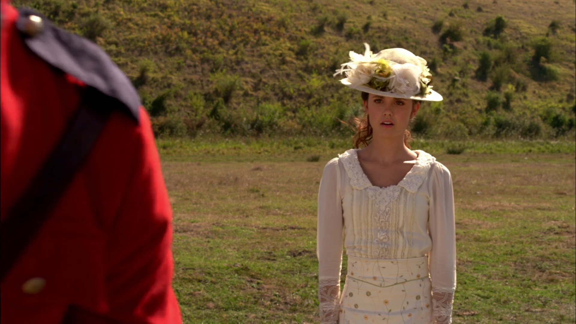 Charmed-Online-dot-nl-WhenCallsTheHearts4183.jpg