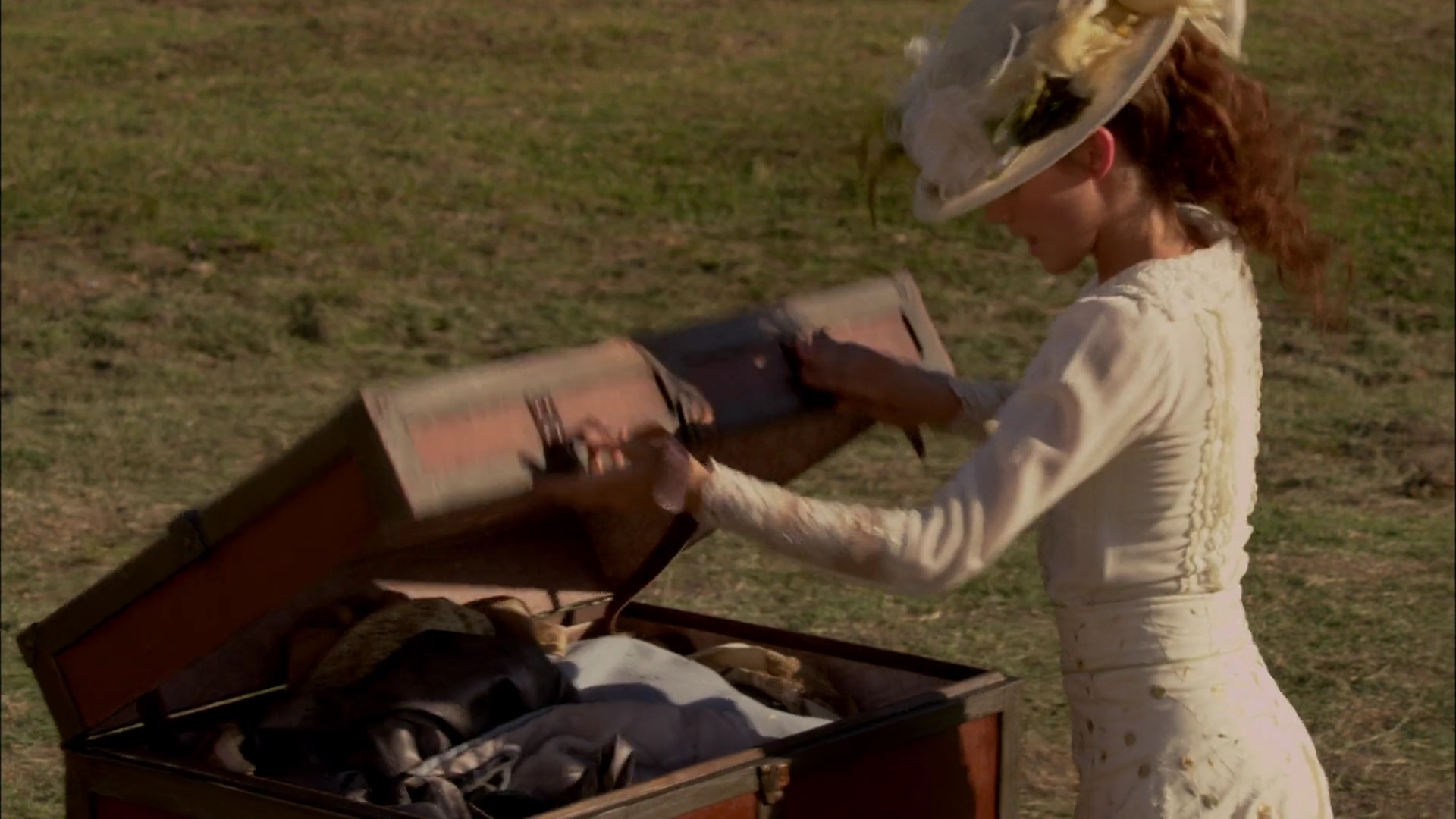 Charmed-Online-dot-nl-WhenCallsTheHearts4194.jpg Charmed-Online-dot-nl-WhenCallsTheHearts4194.jpg