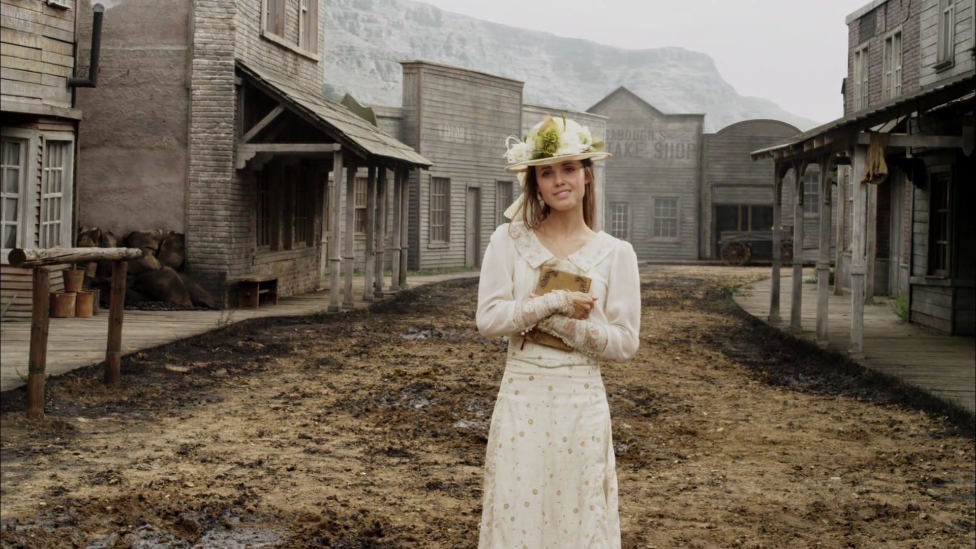 Charmed-Online-dot-nl-WhenCallsTheHearts5158.jpg Charmed-Online-dot-nl-WhenCallsTheHearts5158.jpg