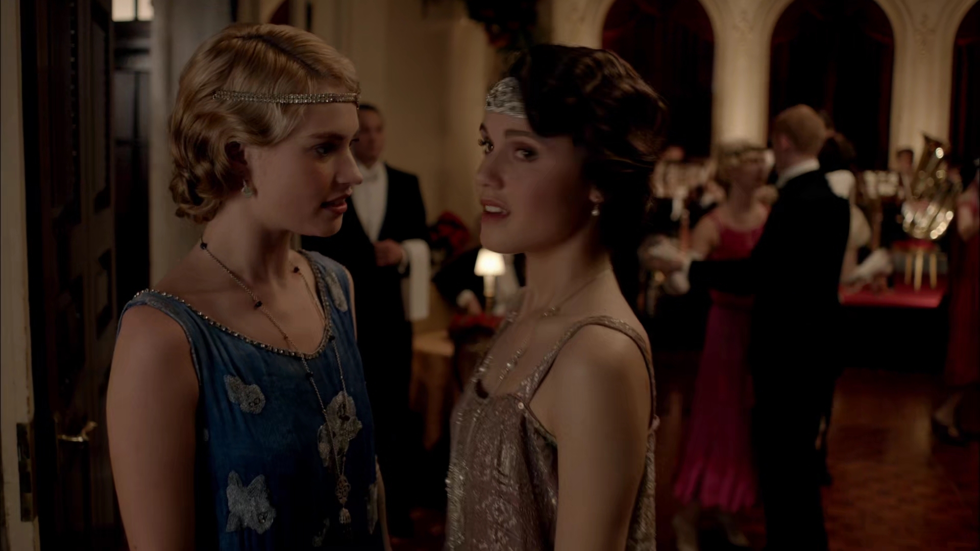Charmed-Online-dot-nl-DowntownAbbey4x09-0355.jpg