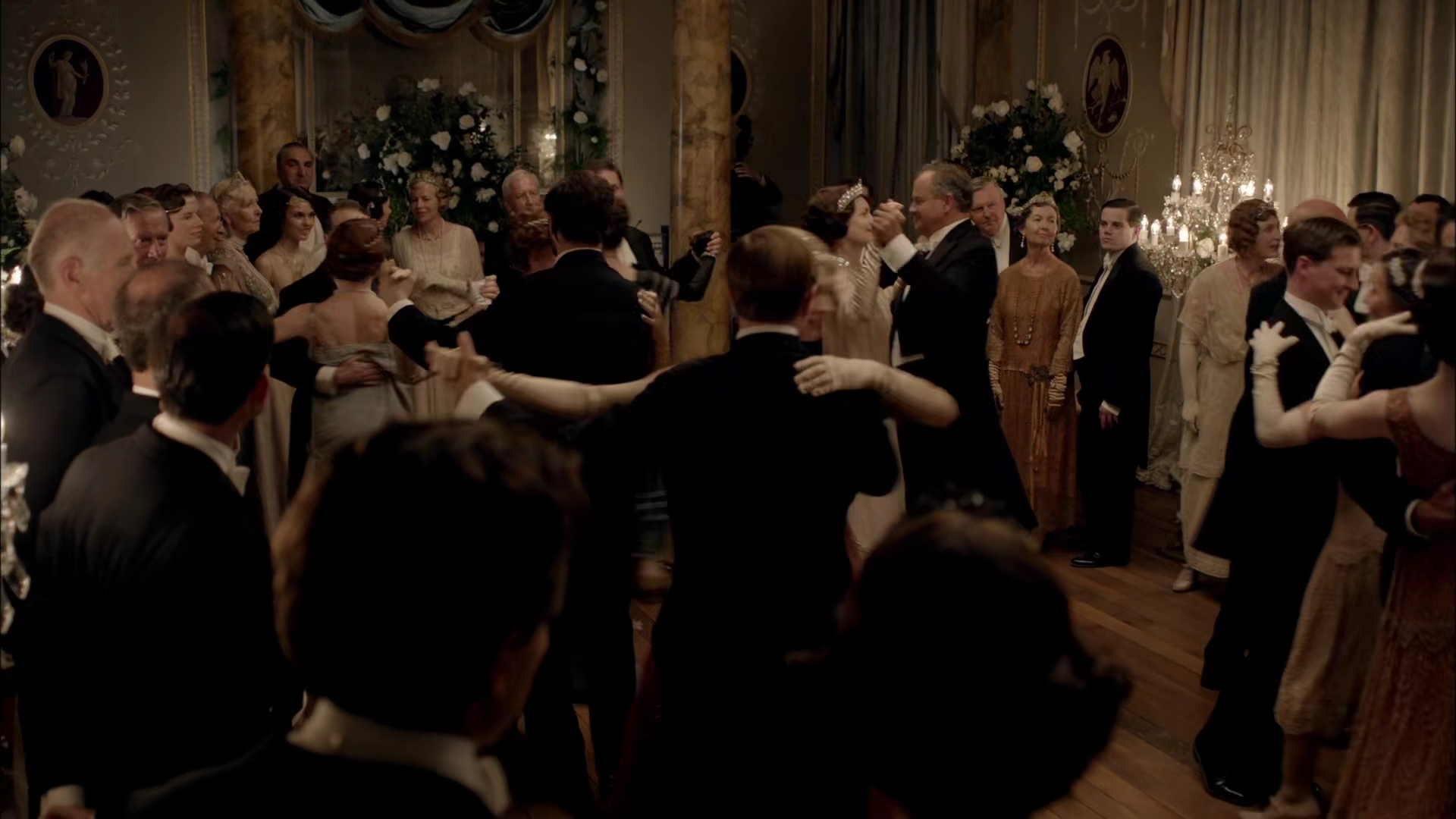 Charmed-Online-dot-nl-DowntownAbbey4x09-4510.jpg