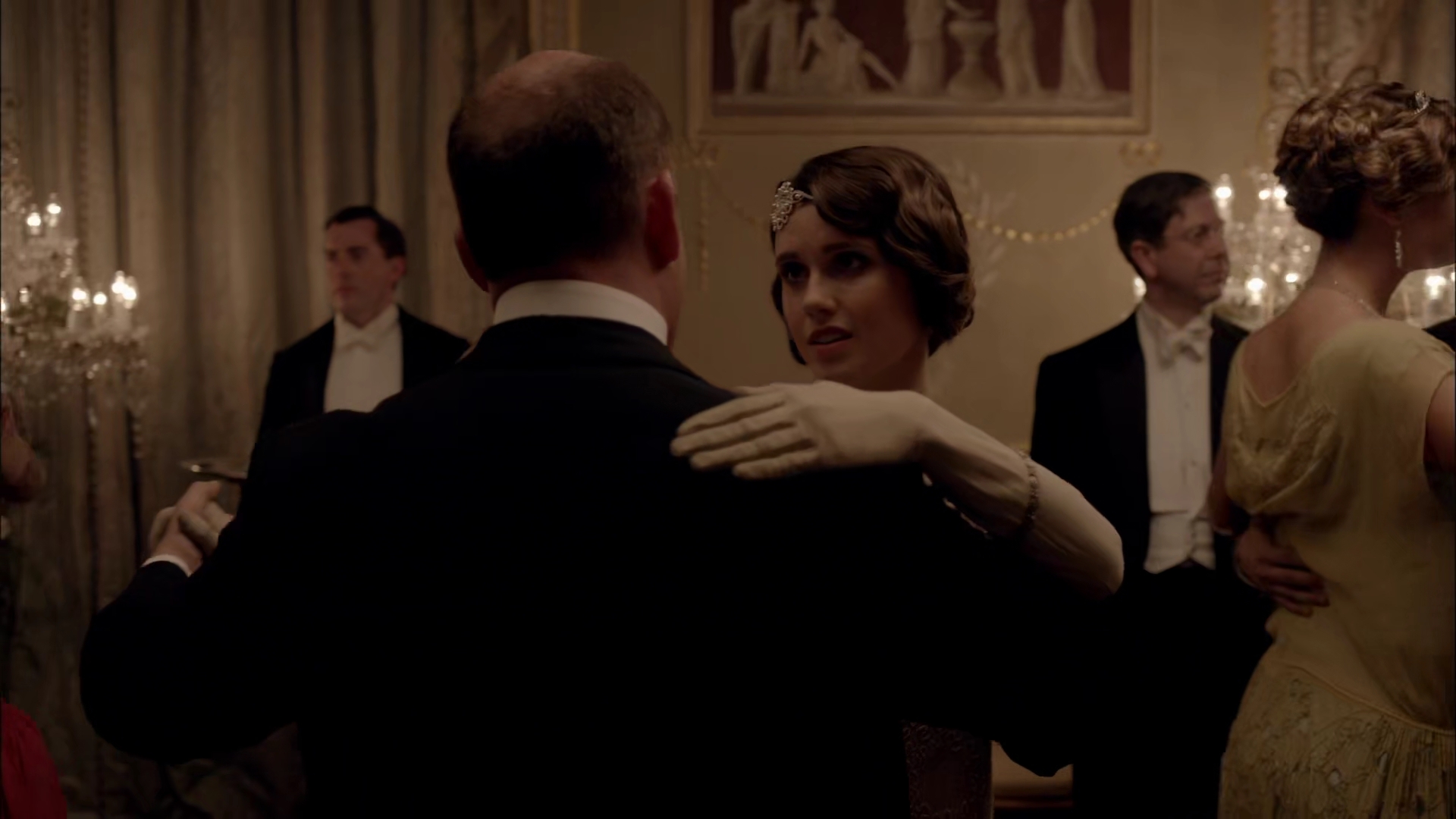 Charmed-Online-dot-nl-DowntownAbbey4x09-4618.jpg