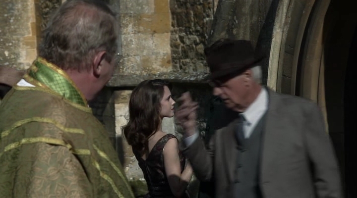Charmed-Online-dot-nl-FatherBrown2x01-0168.jpg