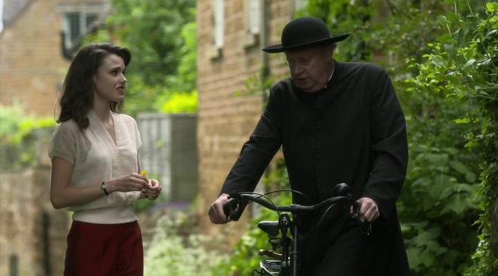 Charmed-Online-dot-nl-FatherBrown2x01-1590.jpg