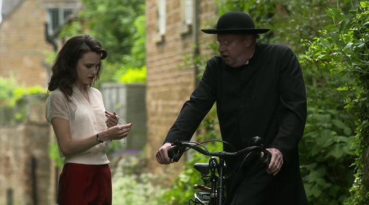 Charmed-Online-dot-nl-FatherBrown2x01-1606.jpg