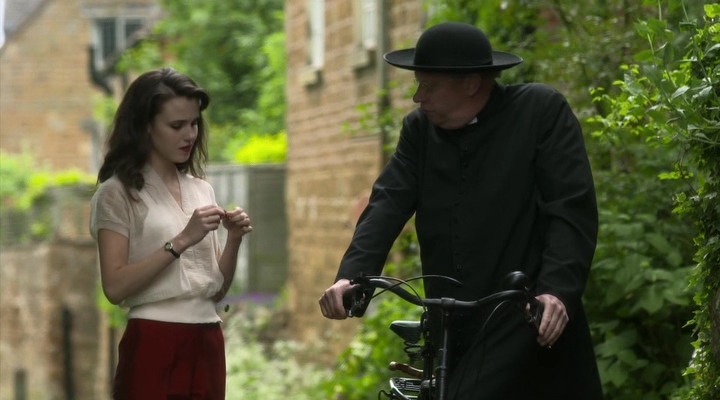 Charmed-Online-dot-nl-FatherBrown2x01-1610.jpg