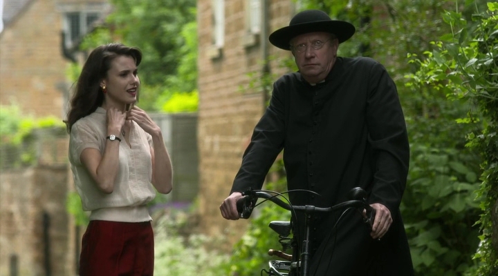 Charmed-Online-dot-nl-FatherBrown2x01-1617.jpg