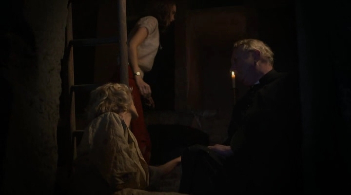 Charmed-Online-dot-nl-FatherBrown2x01-2111.jpg