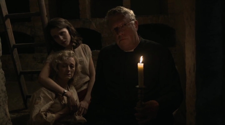 Charmed-Online-dot-nl-FatherBrown2x01-2233.jpg