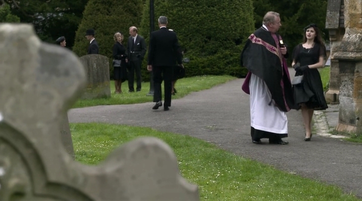 Charmed-Online-dot-nl-FatherBrown2x01-2508.jpg