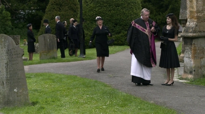 Charmed-Online-dot-nl-FatherBrown2x01-2512.jpg