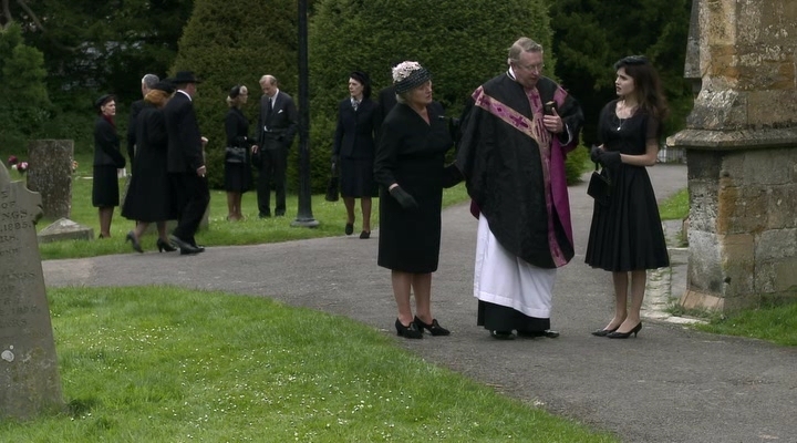 Charmed-Online-dot-nl-FatherBrown2x01-2516.jpg