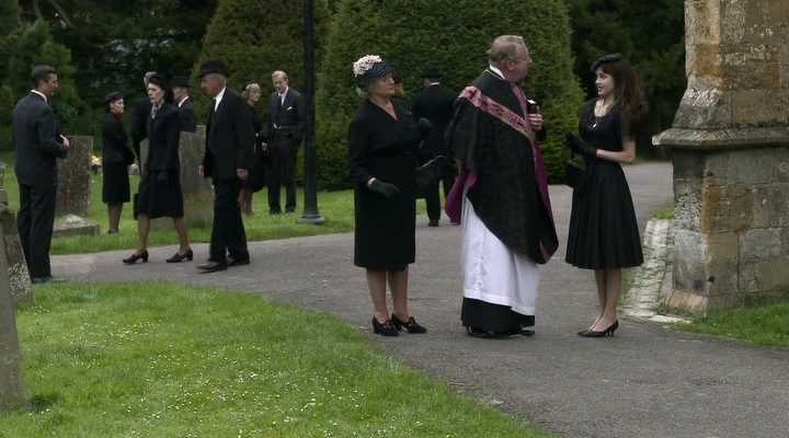 Charmed-Online-dot-nl-FatherBrown2x01-2521.jpg