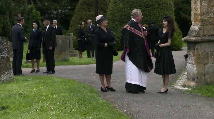 Charmed-Online-dot-nl-FatherBrown2x01-2530.jpg