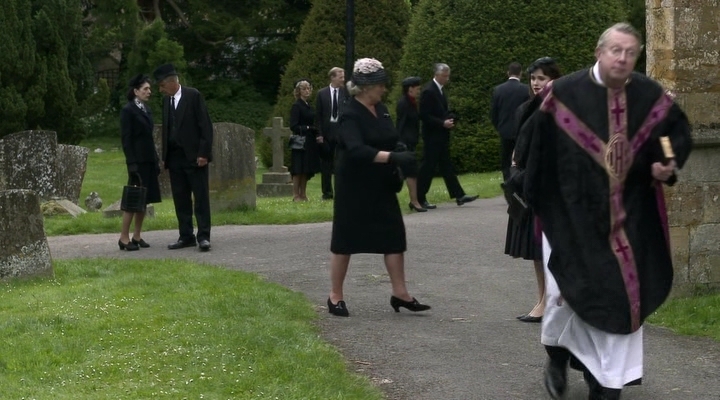 Charmed-Online-dot-nl-FatherBrown2x01-2538.jpg