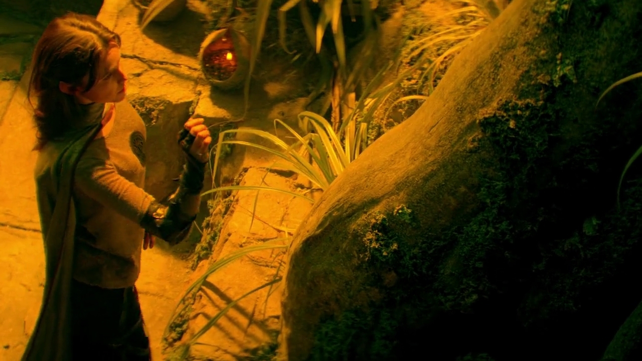 Charmed-Online-dot-nl-TheShannaraChronicles1x01-0700.jpg