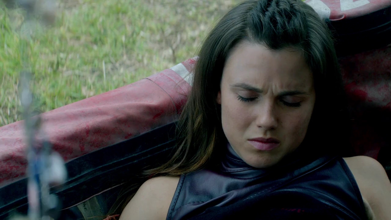 Charmed-Online-dot-nl-TheShannaraChronicles1x02-1399.jpg
