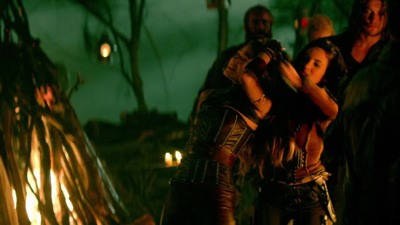 Charmed-Online-dot-nl-TheShannaraChronicles1x03-1199.jpg