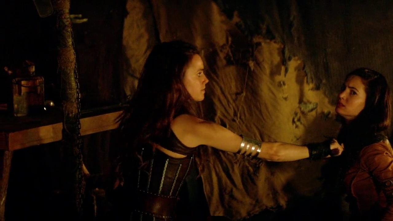 Charmed-Online-dot-nl-TheShannaraChronicles1x03-1302.jpg