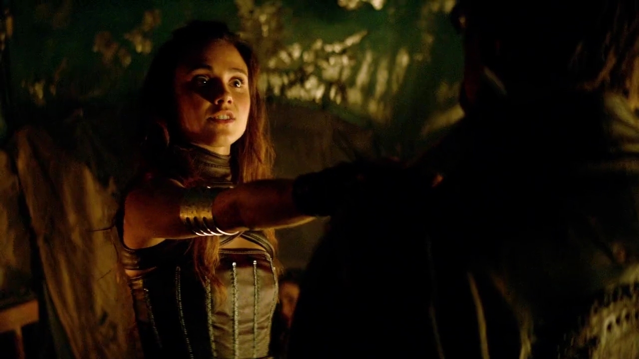 Charmed-Online-dot-nl-TheShannaraChronicles1x03-1304.jpg
