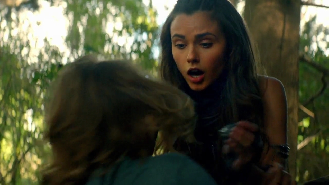 Charmed-Online-dot-nl-TheShannaraChronicles1x03-1423.jpg