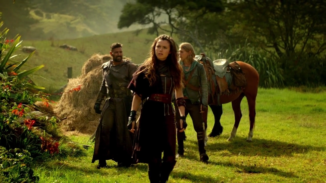 Charmed-Online-dot-nl-TheShannaraChronicles1x03-1484.jpg