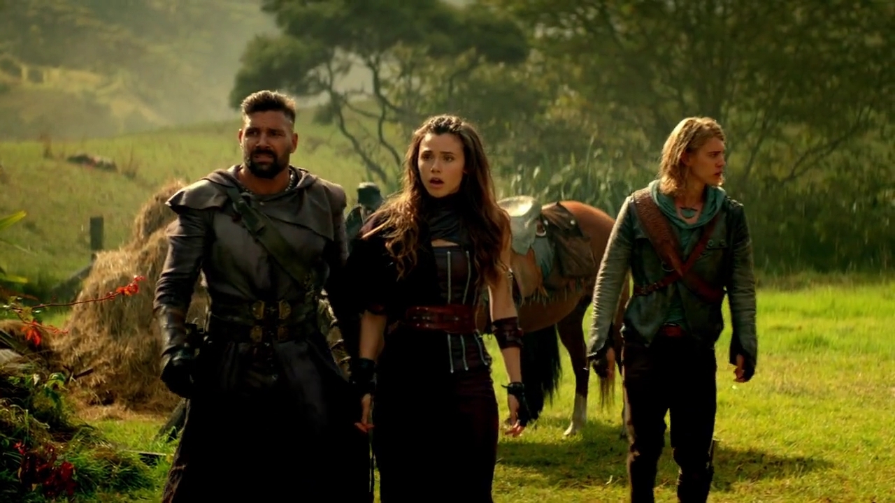 Charmed-Online-dot-nl-TheShannaraChronicles1x03-1488.jpg