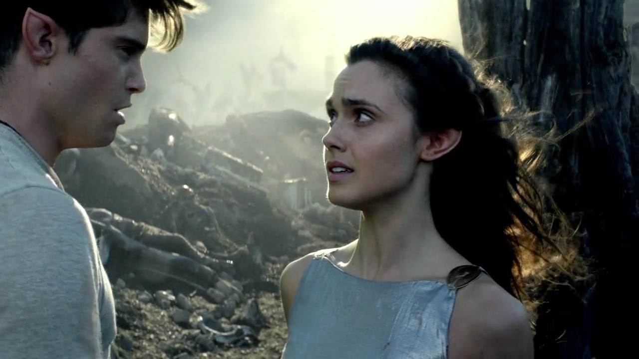 Charmed-Online-dot-nl-TheShannaraChronicles1x04-0201.jpg
