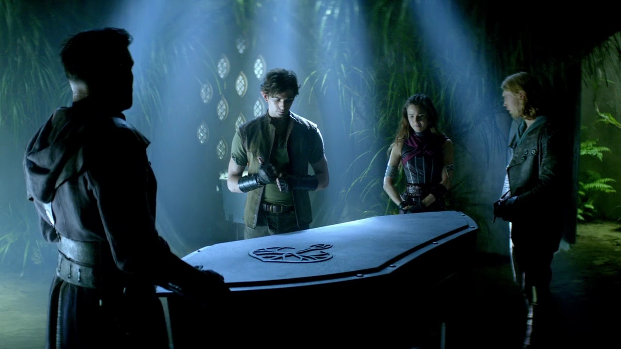 Charmed-Online-dot-nl-TheShannaraChronicles1x04-1811.jpg