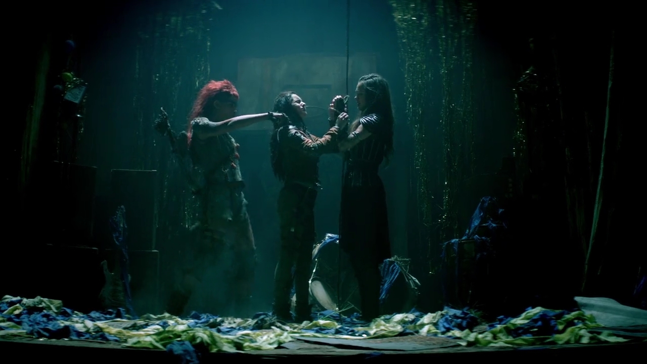Charmed-Online-dot-nl-TheShannaraChronicles1x07-1935.jpg