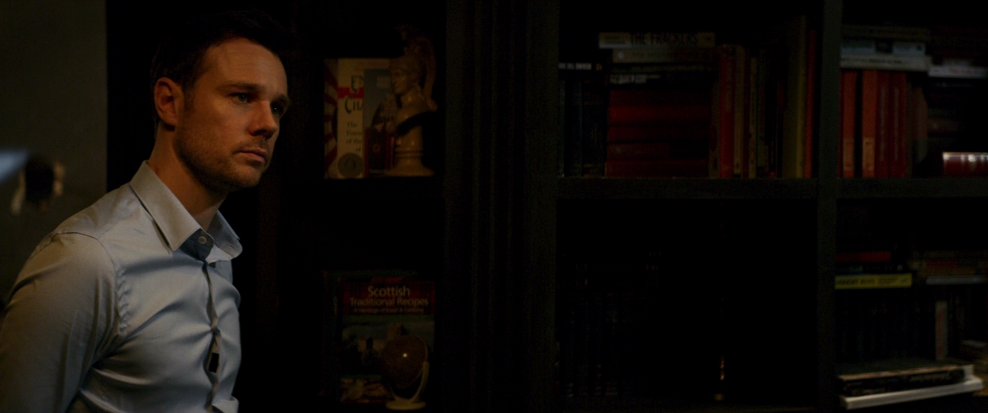 Charmed-Online-dot-nl_TheDoorman3022.jpg