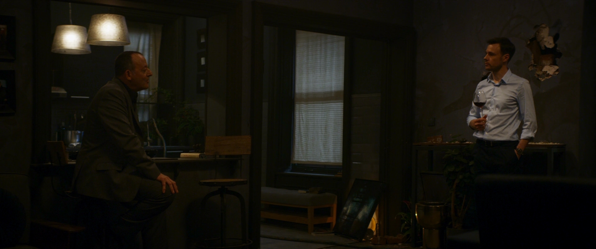 Charmed-Online-dot-nl_TheDoorman3358.jpg