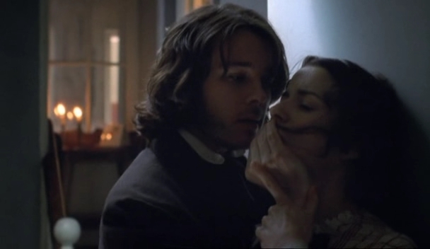 Charmed-Online-dot-nl_Fingersmith-ep1-3130.jpg