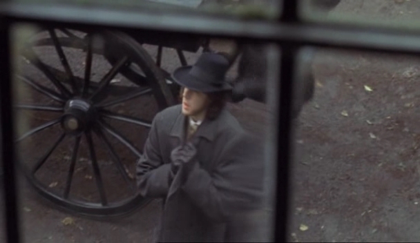 Charmed-Online-dot-nl_Fingersmith-ep1-648.jpg