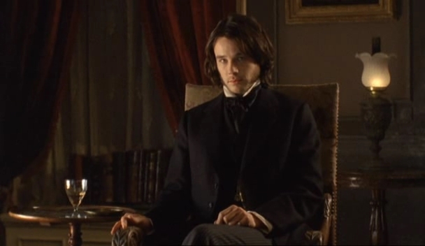 Charmed-Online-dot-nl_Fingersmith-ep1-658.jpg