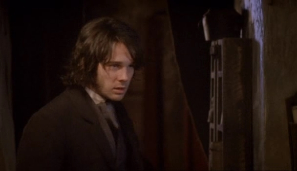 Charmed-Online-dot-nl_Fingersmith-ep2-1715.jpg