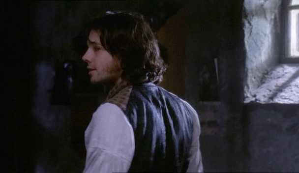 Charmed-Online-dot-nl_Fingersmith-ep2-2304.jpg