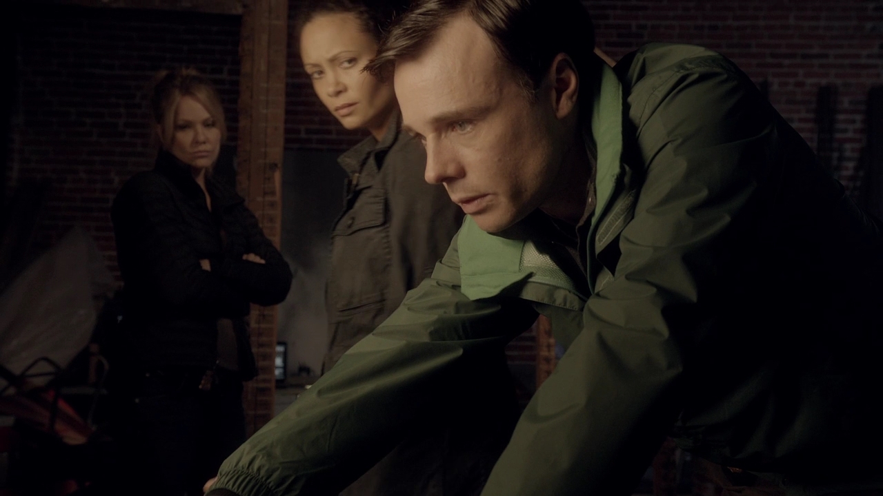 VampireDiariCharmed-Online-dot-nl_Rogue2x02-00338.jpg