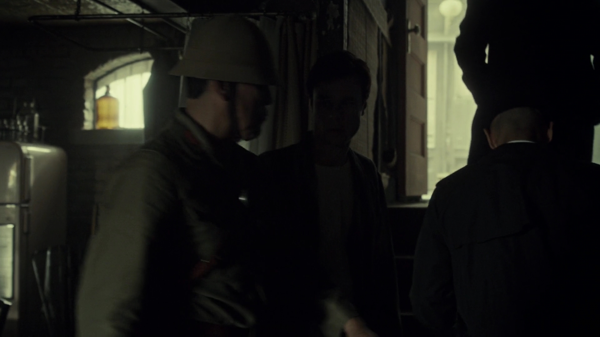 Charmed-Online_nl-dot-nl_ManInTheHighCastle1x01-3211.jpg